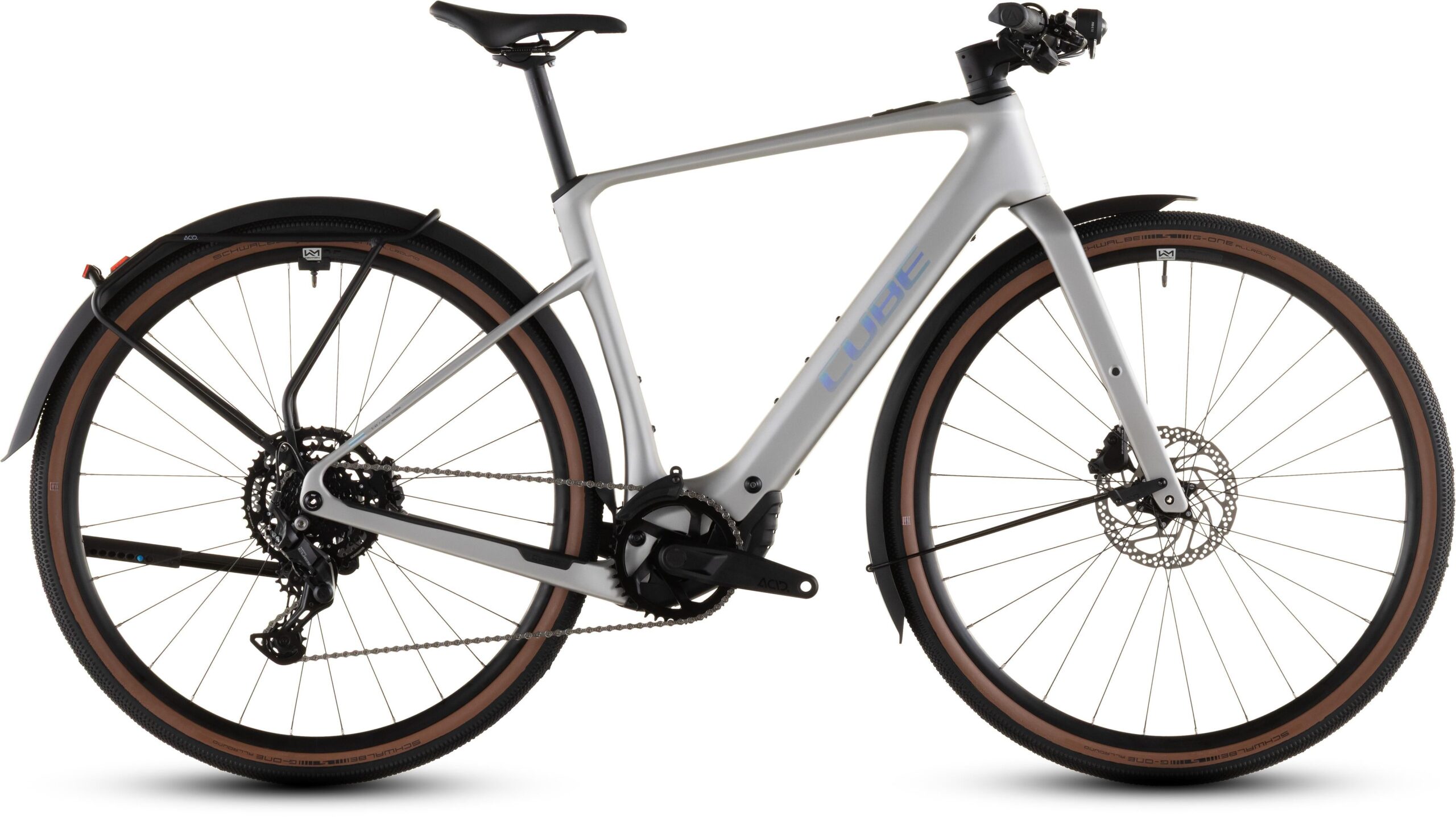 68b7d9728f076774972816-scaled-1.jpg Vélo gravel électrique Cube nulane hybrid c:62 race 400x fe sleekgrey´n´prism – Image 1